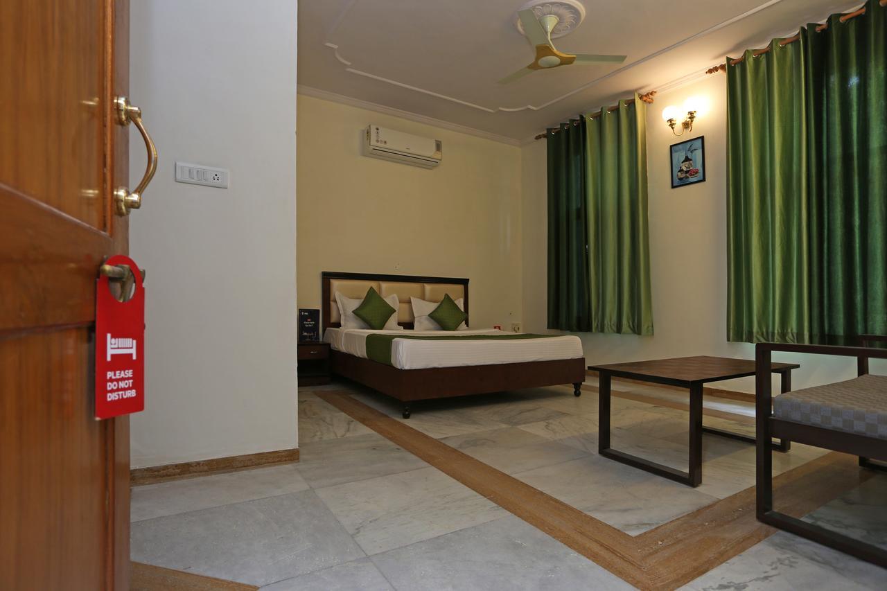 Oyo 6708 Holiday Heaven Resort Dźajpur Zewnętrze zdjęcie